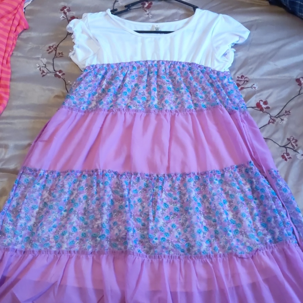 New Women's Dress!
